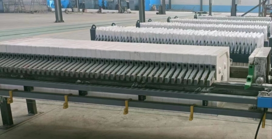 satın al Otomatik Endüstriyel Çamur Çöpeleme Makinesi Hidrolik Oda Plağı Ve Çerçeve Yağ Kil Filtre Baskı Aletleri online manufacture